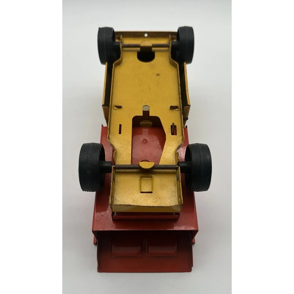STRUCTO BY ERTL PRESSED STEEL DUMP TRUCK YELLOW RED VINTAGE TOY